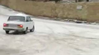 Bakıya Qar Yağdı 28.01.2012 .3Gp