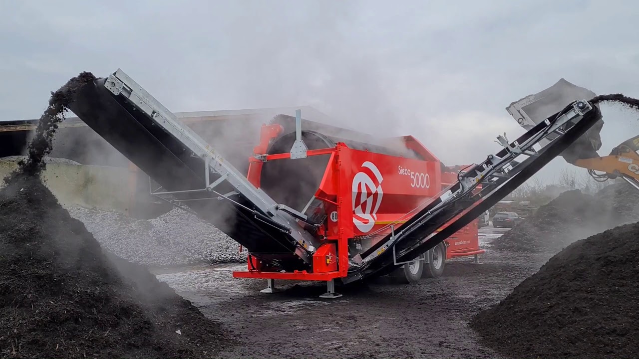 Trommelsieb Siebo 5000 in Kompost