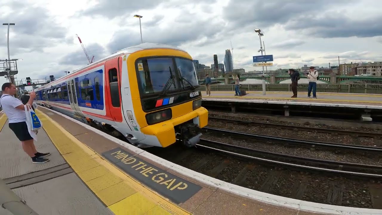 *Horn* Class 465017+908  departs at cannon street for slade green depot 27/09/2025