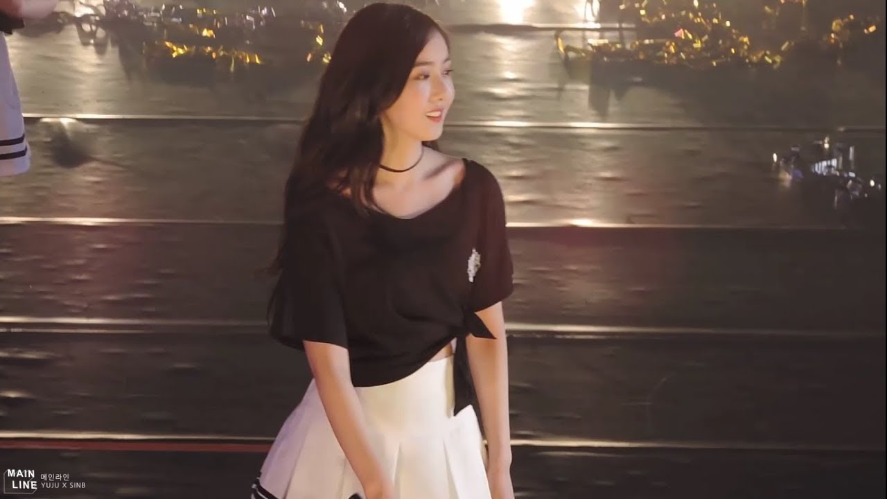 180228 여자친구(Gfriend) Taiwan Concert -My buddy(기억해) 유주 신비 (Yuju SinB ) focus   By.Mainline