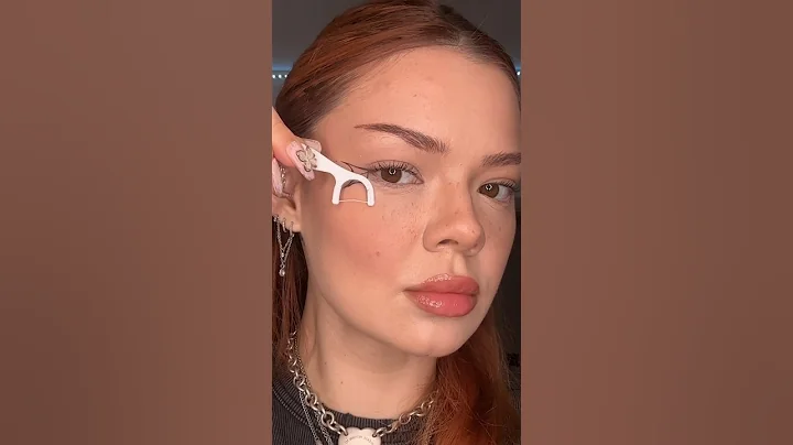 easy Halloween makeup idea 🕸️