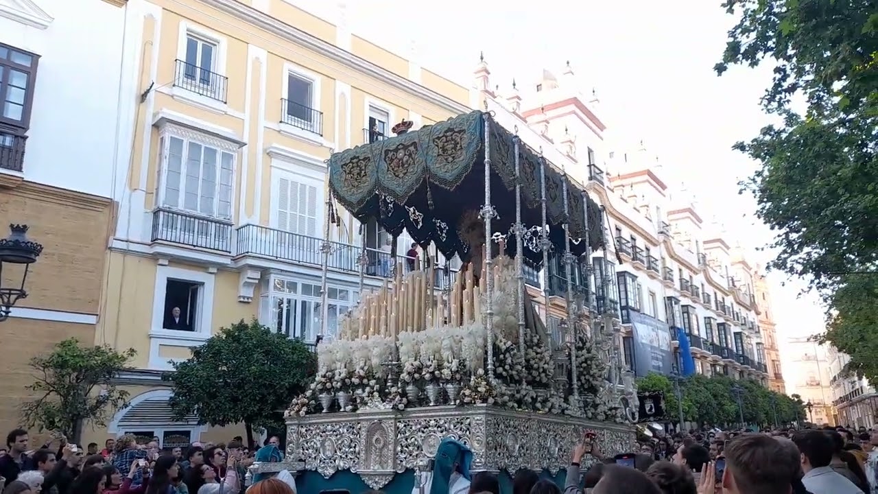 SEMANA SANTA DE CÁDIZ 2025. VIRGEN DEL PATROCINIO. (Plaza España)