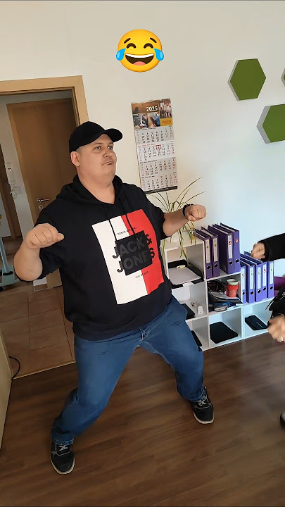 Feierabendtanz 😂 #comedy #spass #feierabend #nordlichtbine #youtube #allesnurspass