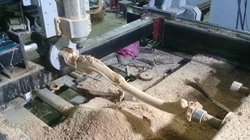 Gia công chân bàn tân cổ điển trên máy CNC 4 trục