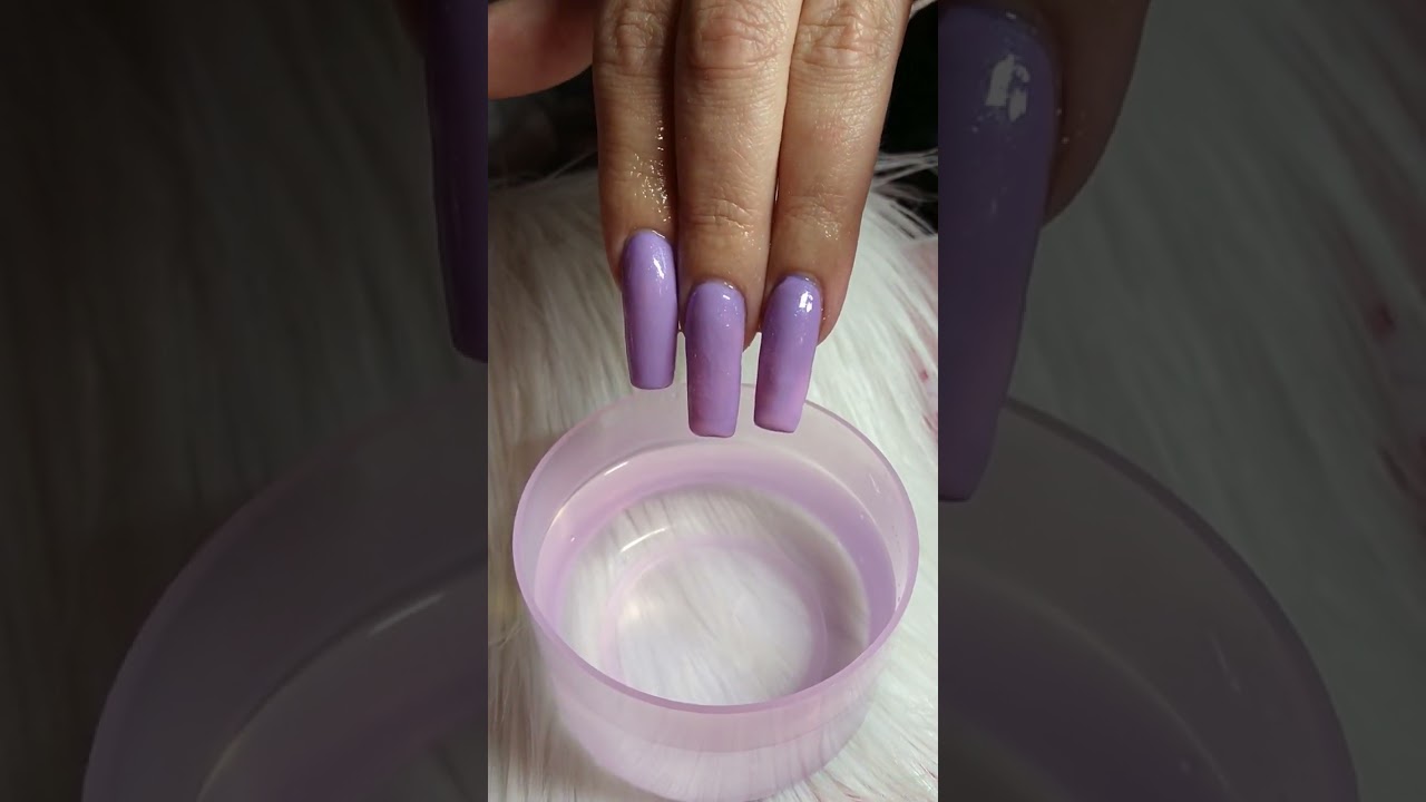 Makartt Bubblepop Temperature Changing Gel Polish On Acrylic Nails
