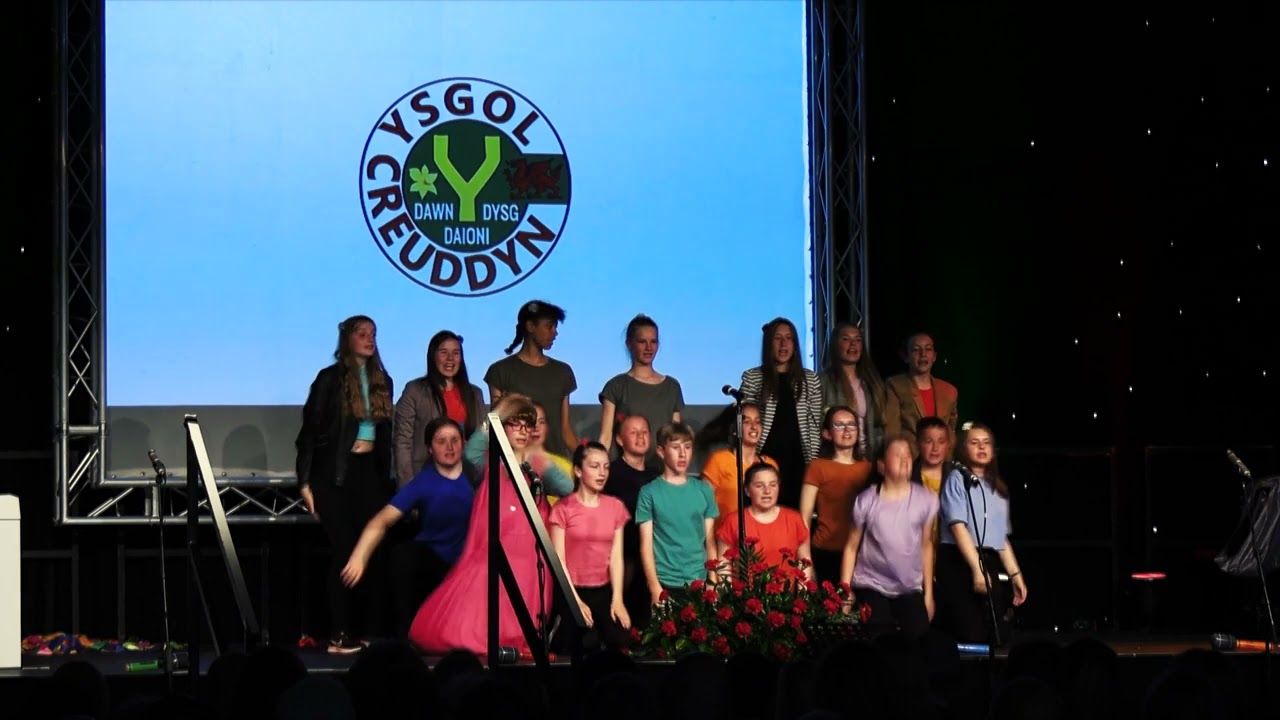 Cân Actol Ysgol y Creuddyn: Covid – gad ni ganu