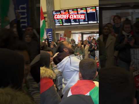 pro-Palestine protesters at