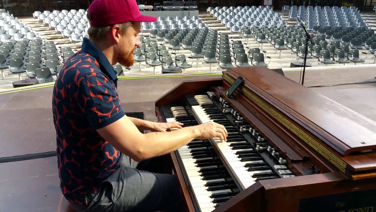 Ondre J Pivec prova per Gregory Porter 2017 - by hammondite.com