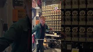 Lets Have A Gander Inside Look Mum No Computers Happy Place - Bbc