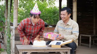 Happy Birthday Huyen | De Surprises Her With an Emotional Gift