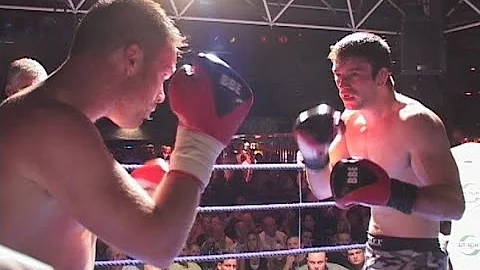 IBA Boxing - Carl Kinslow v Billy Slate - Classic ...