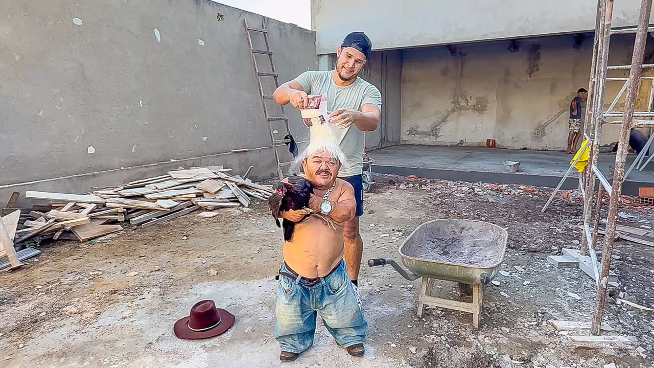 LEÔNCIO DÁ BANHO DE FARINHA EM PILILIU E ELE FICA FURIOSO 🤣 | PILILIU DA RESENHA