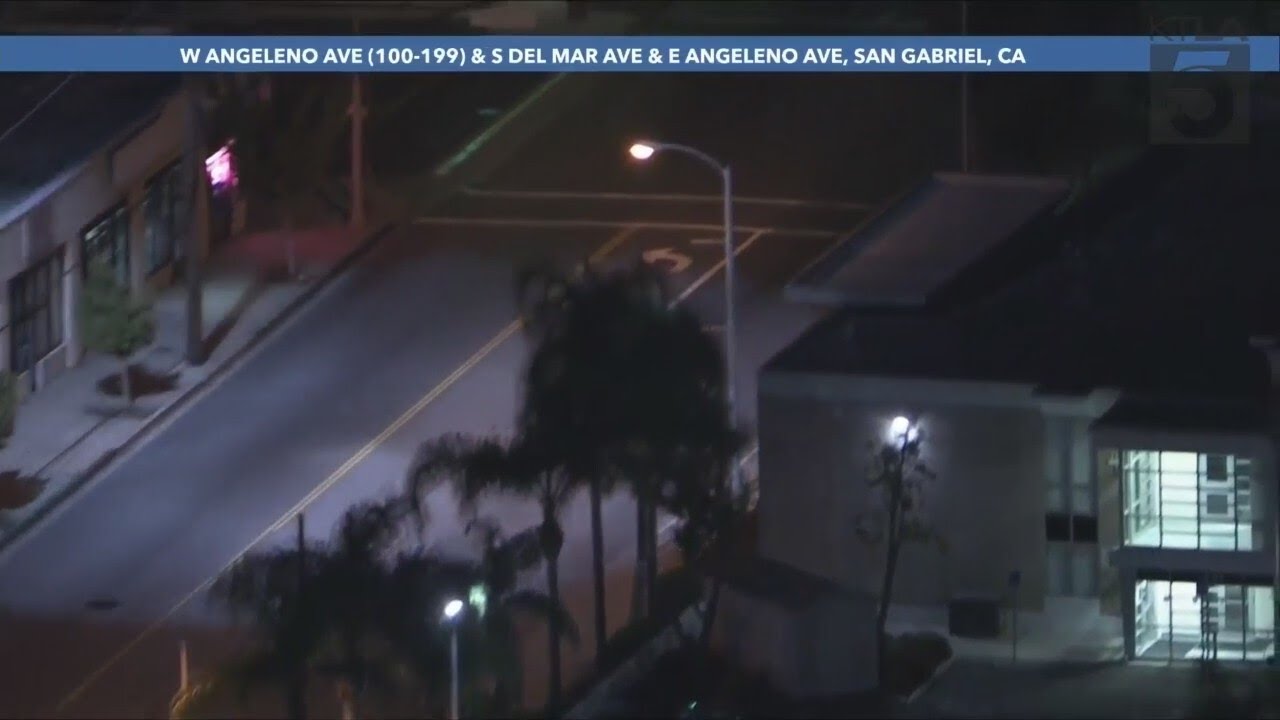 Pursuit suspects taken into custody after high-speed chase - YouTube