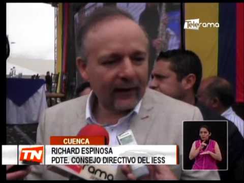 IESS entrega centro materno infantil