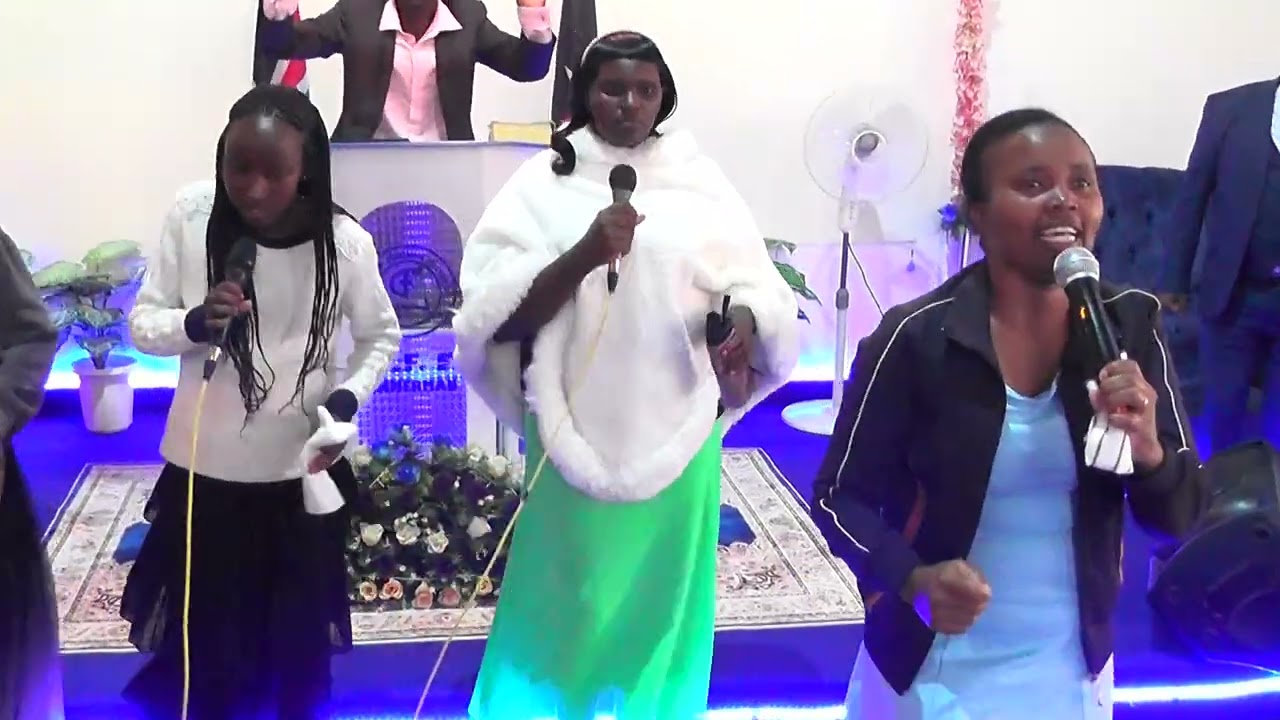 AMOMENT OF PRAISE AT CFF ZIMMERMAN