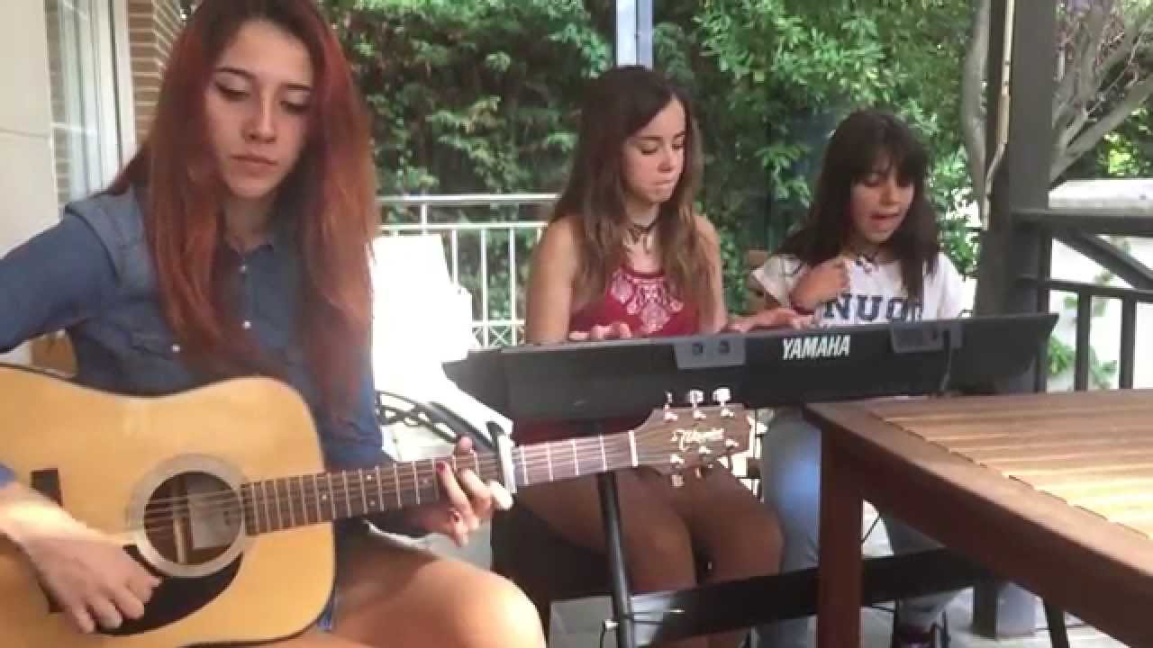 HADA sings Jessie J.'s "Flashlight"