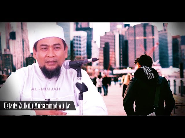 Inilah Tanda-tanda Kita Terkena Sihir dari Jin Atau Manusia  || Ustadz Zulkifli M Ali Lc MA class=