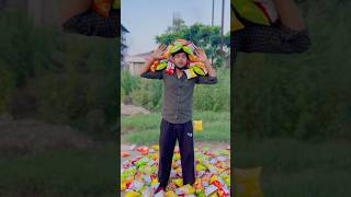 ashman se chips gir rhe h #youtubeshorts #funny #comedy #shortsfeed #comedyforever