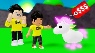 Mini - Tomu Får *Allt* Han Pekar På I Adopt Me