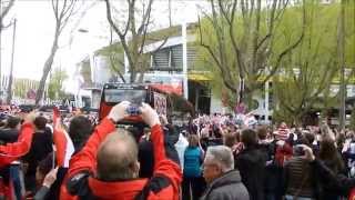 Südwestderby // Fan Spalier der VfB Stuttgart Fans (VfB Stuttgart - SC Freiburg)