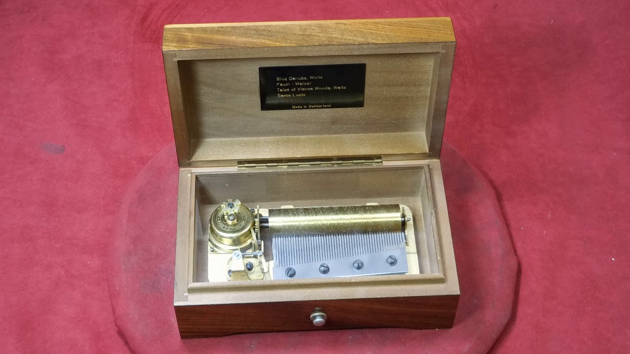 CUENDET MUSIC BOX WALNUT VENEER WITH SWISS INLAY 4 TUNE 50 NOTE MUSICAL