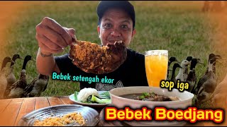 Want to Know Why Bebek Boedjang Meruya is So Popular? Explore the Flavor and Atmosphere Now!