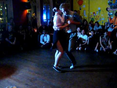 Skye and Naomi - AWESOME Swing Dance Performance @...