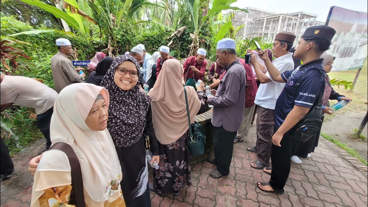 Telaga Sheikh Daud Al Fathoni, di Kg Parit Fathoni