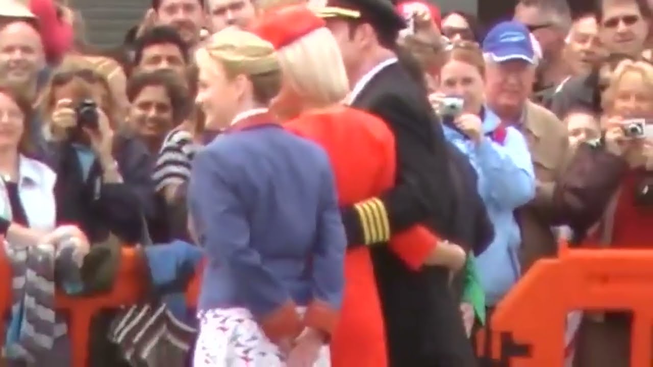 John Travolta 707 arrival Qantas 90th Anniversary Sydney - Highlights Reel