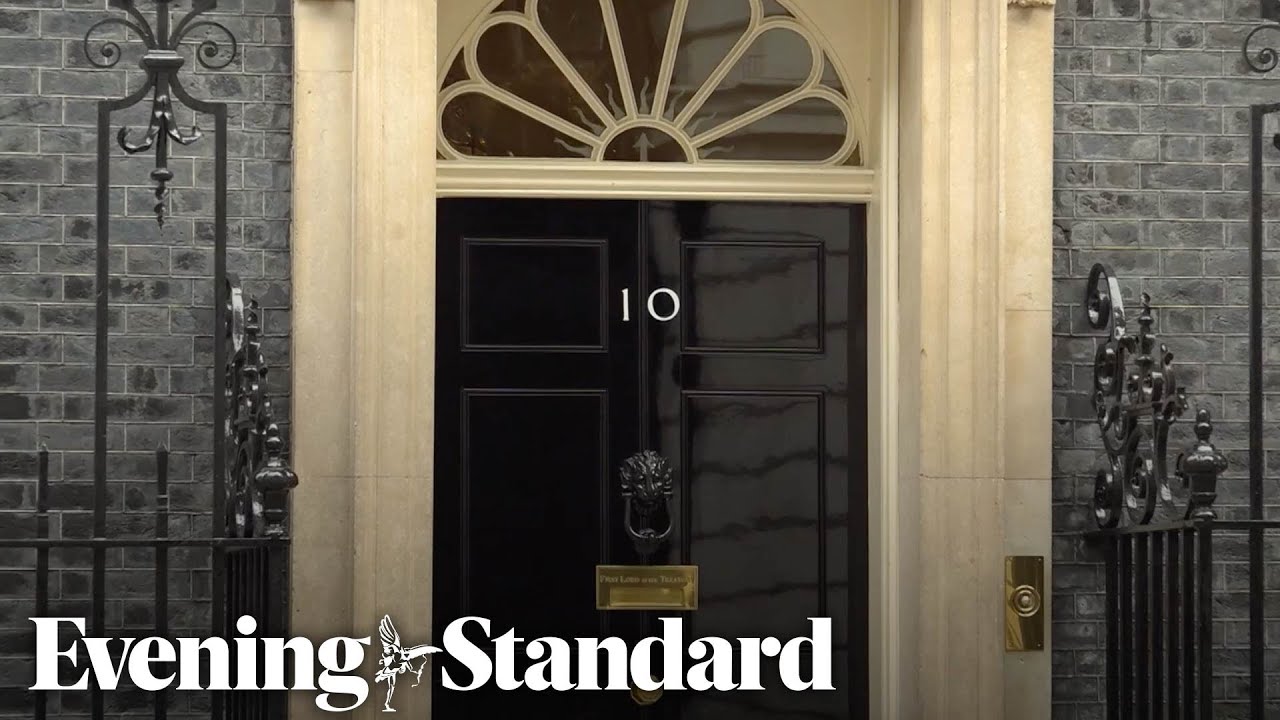 How will the new UK Prime Minister be chosen?