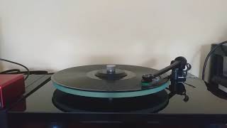  Technica Atvm95E [Rega Io] [Rega Planar 2] Cilla Black - Anyone Who Had A Heart [1964]