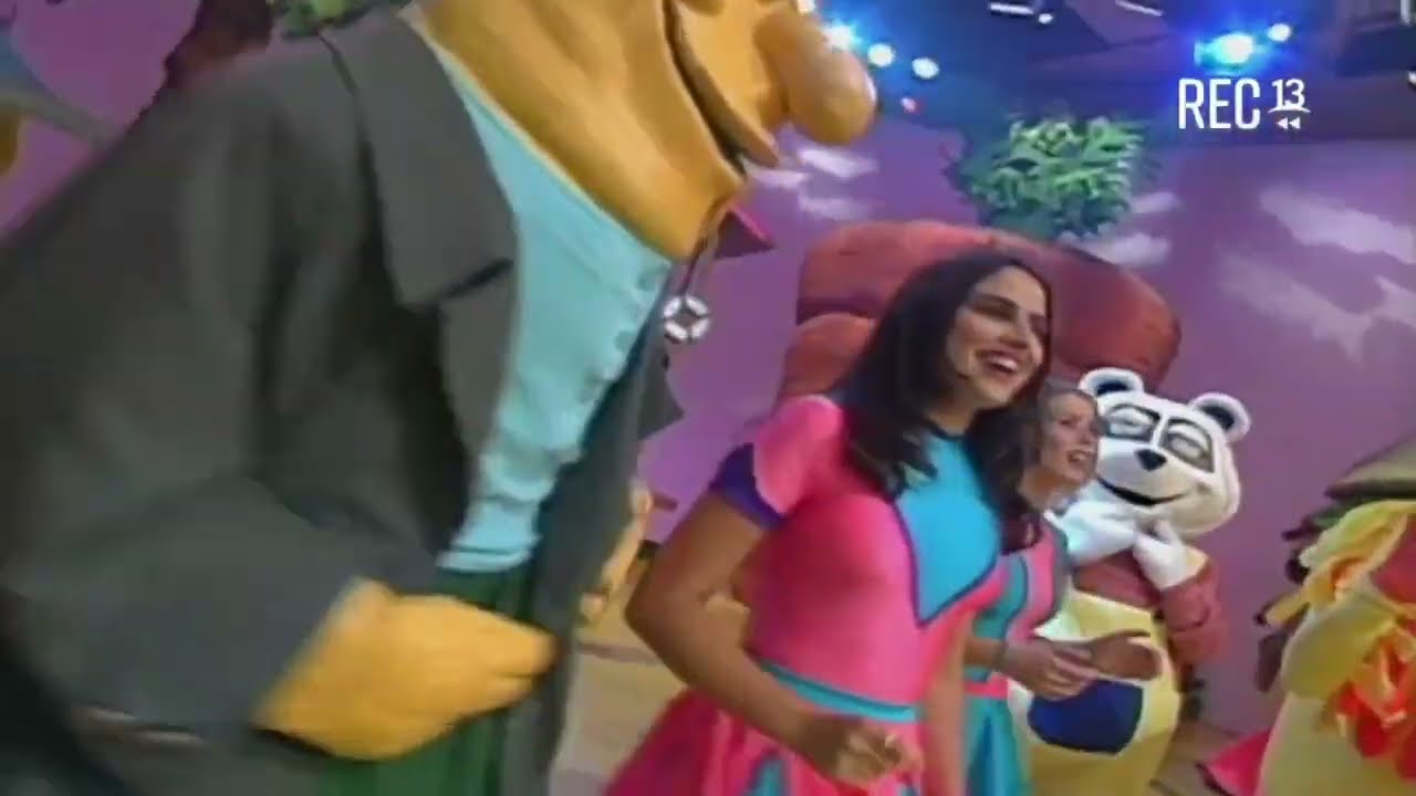 Cachureos - Muevame el pollo