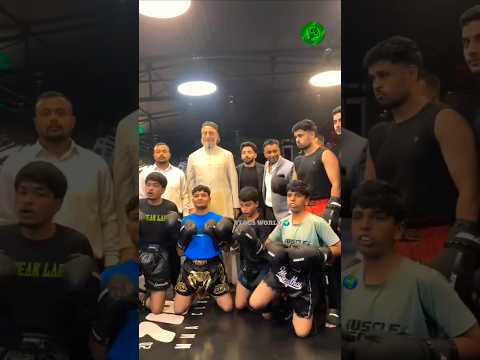 AIMIM Barrister Asaduddin Owaisi Sahab 🥰 Boxing 🥊 People 🤗 #shorts #owaisi #shortsfeed
