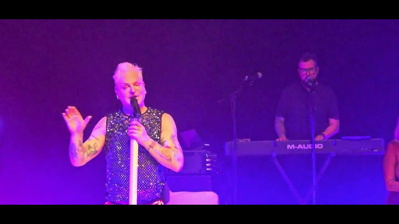 Andy bell( oh l' amour) birmingham symphony hall 2025 solo tour