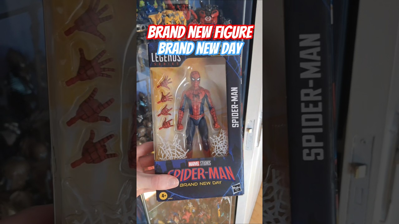Brand New Figure, Brand New Day 🕷🔴🔵 #brandnewday #spiderman #marvellegends #actionfigure #collection