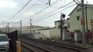 JR西日本嵯峨野線221系8両編成(4＋4)普通京都行き
