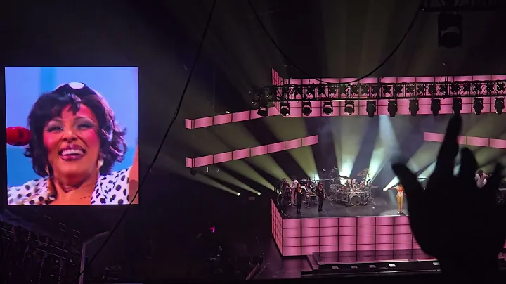 "Gorgeous" - Doja Cat Live in Manila 2025 #TourMaVie [4K] | trina.ph