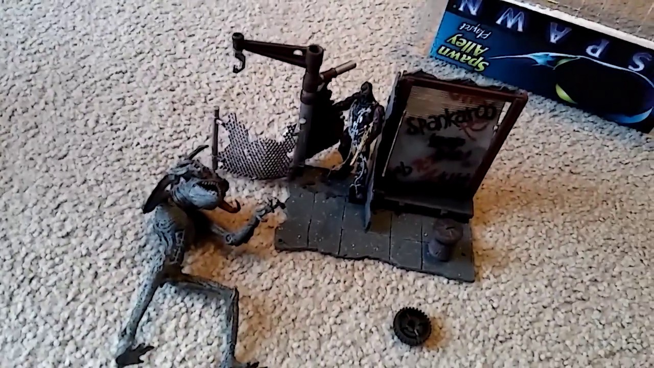 SPAWN MOVIE ALLEY PLAYSET REVIEW! ⛪ - YouTube