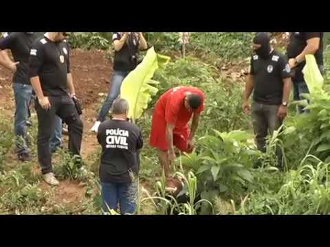 JF: Polícia Civil faz reconstituição do assassinato de advogado morto a machadadas - YouTube