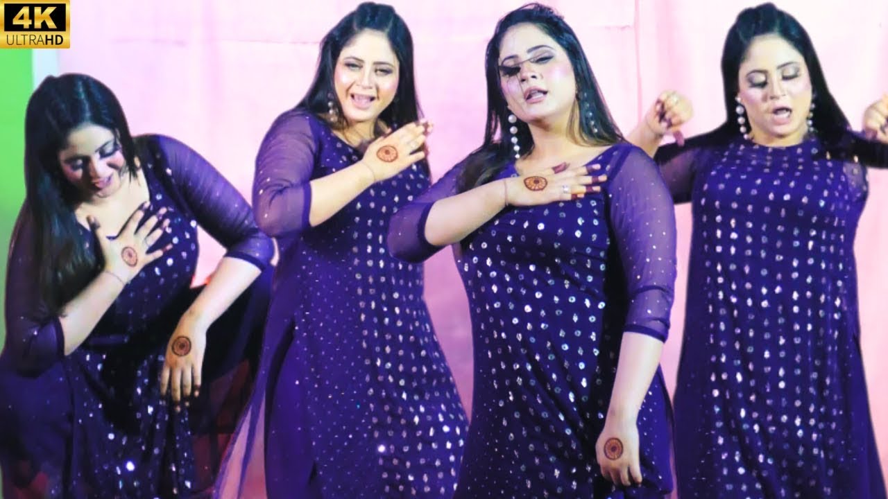 Reena Multani Hot Mujra 