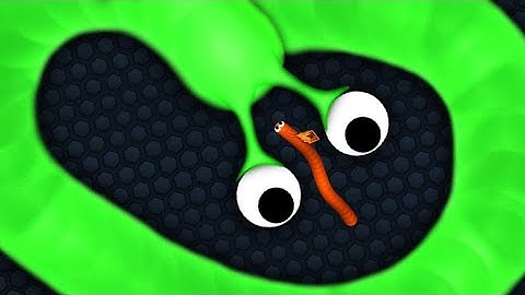 Slither.io .NOOB SNAKE vs.PRO MONSTER SNAKE / Epic Slitherio Gameplay (Slitherio Funny Moments) OMG