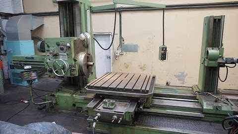 Tos Horizontal Boring & Facing Machine.  Model W100A.