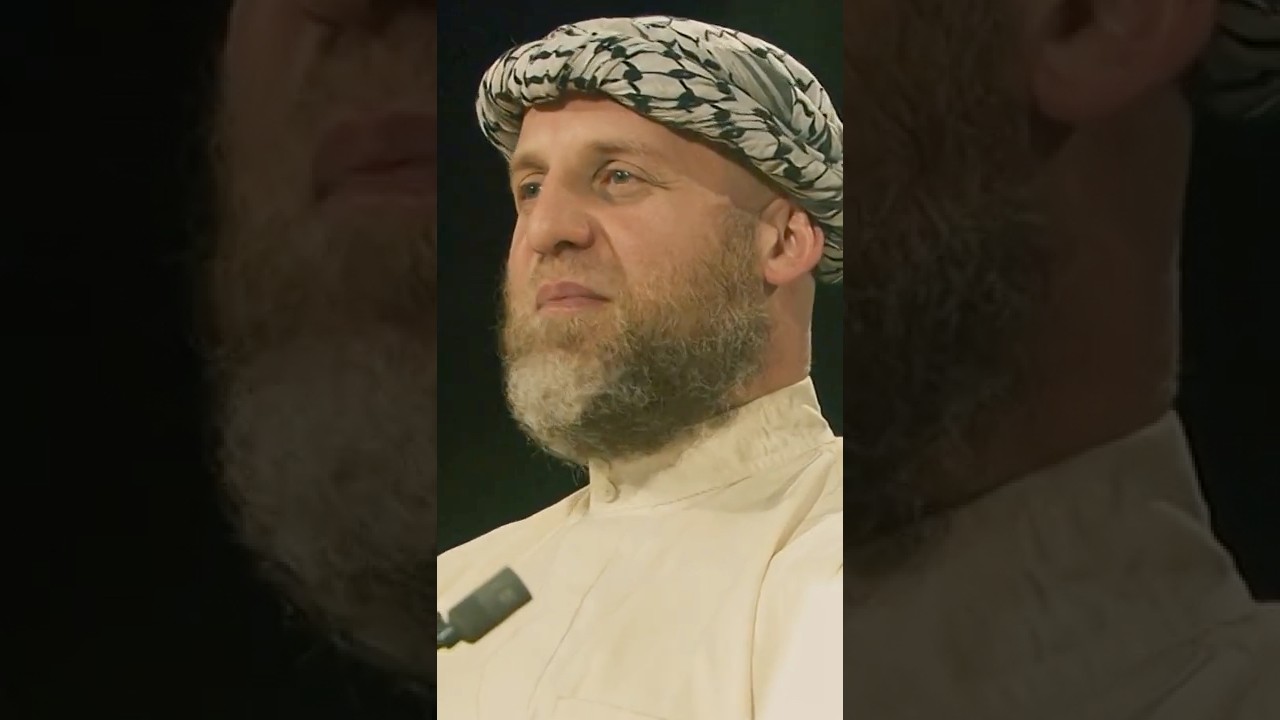 FOUR LIONS - Fake Bomb