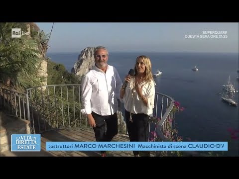 Capri, una giornata a casa di Rocco Barocco - La vita in diretta estate 04/07/2018 Capri, una giornata a casa di Rocco Barocco - La vita in diretta estate 04/07/2018