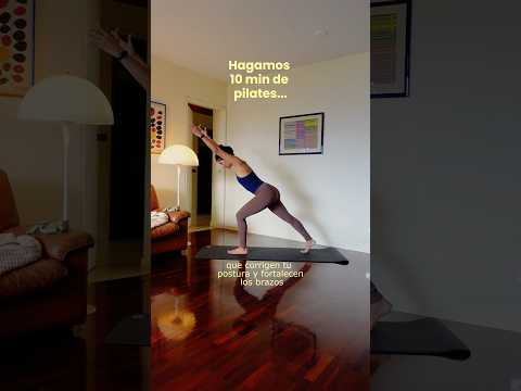Hagamos 10 minutos de pilates que corrigen la postura y fortalecen tus brazos
