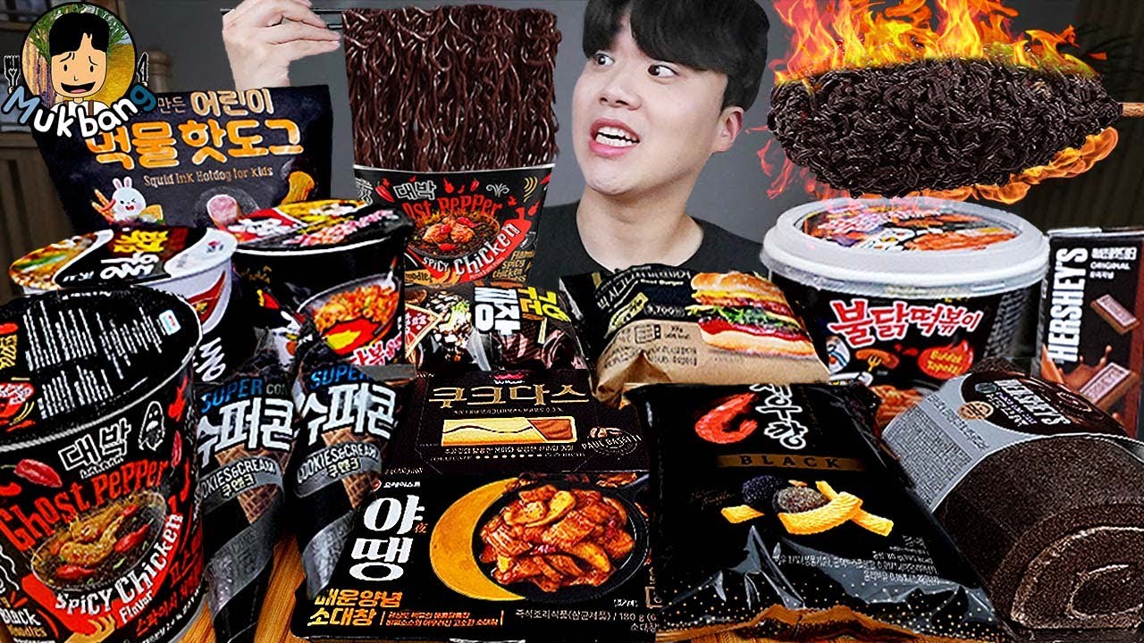 Текст) ASMR MUKBANG острый рамэн и хот-доги с сыром, пицца и ттеокбокки !! Корейский магазин