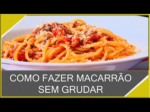 Vídeo: Como Cozinhar Macarrão Para Que Não Grude?