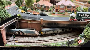 Dana Street. N gauge coffee table layout diorama. 1:148 scale.