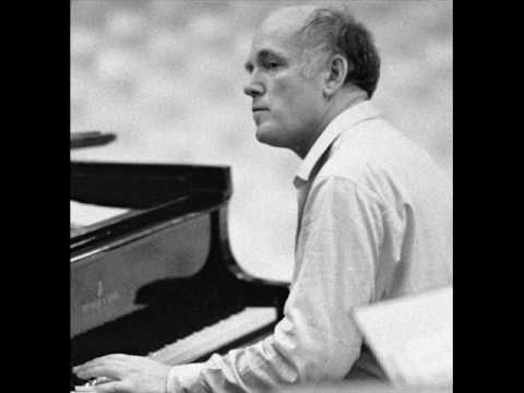 Svyatoslav RICHTER plays BACH Concerto in F minor BWV1056 ( No.5 )