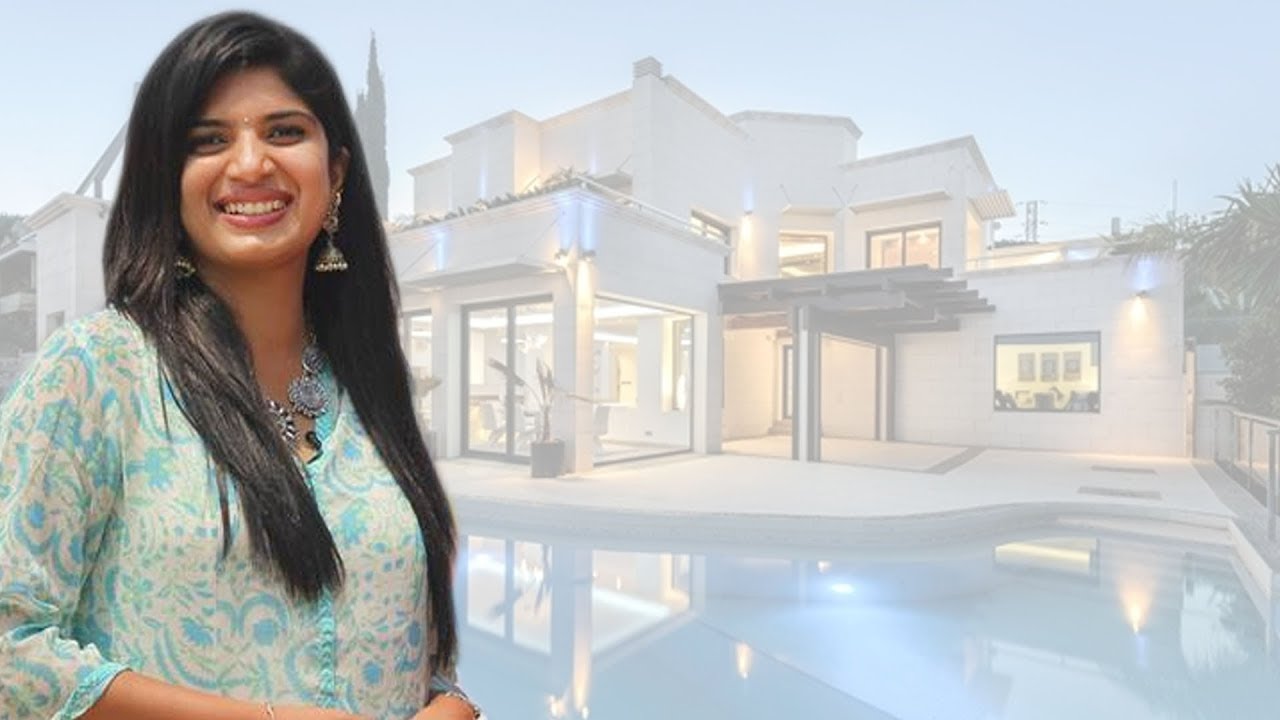 Anchor Deepti LifeStyle , Biography,  Favourites, Family And Gallery 2018 || Movie Sarkar